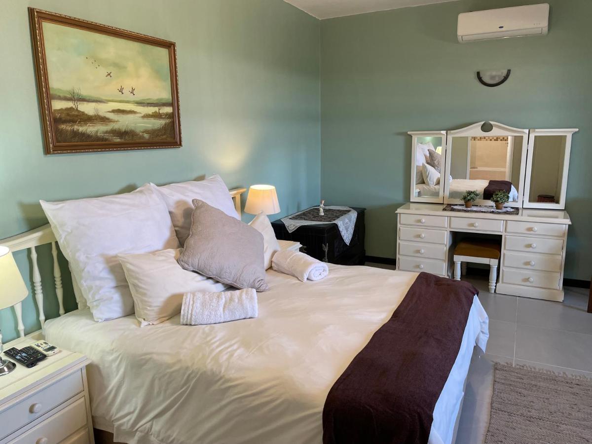 Eden Rose Manor B&B لا ميرسي المظهر الخارجي الصورة